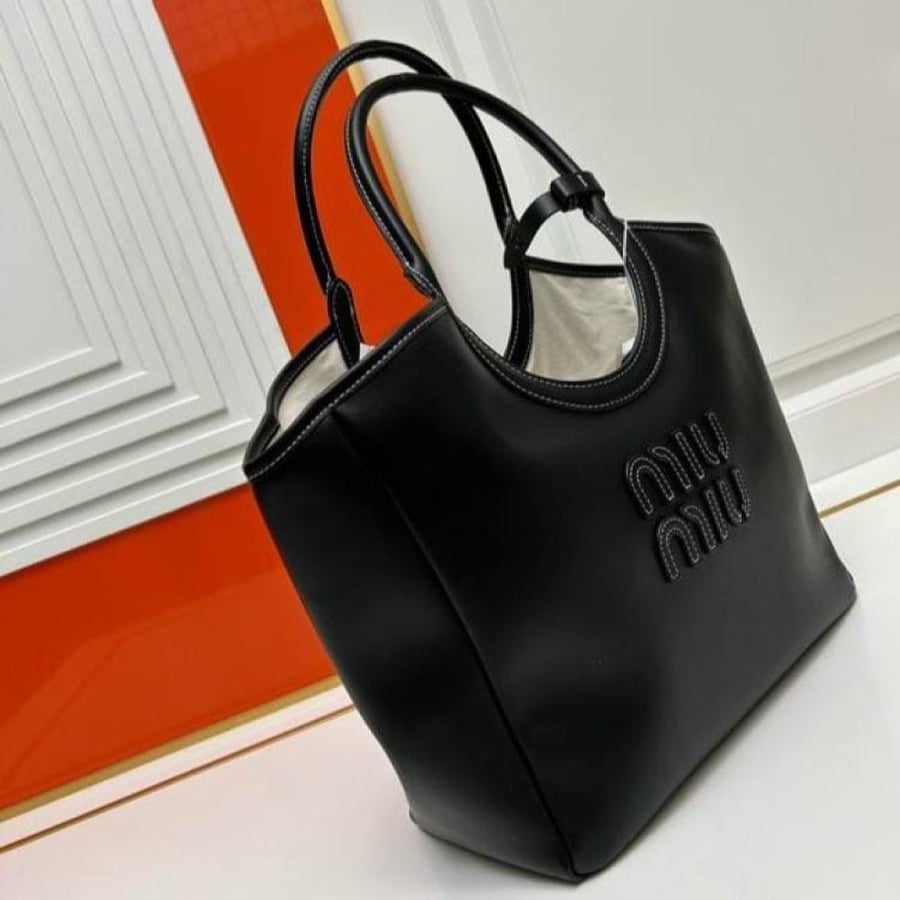 شنطة ميو ميو آيفي Miu Miu IVY