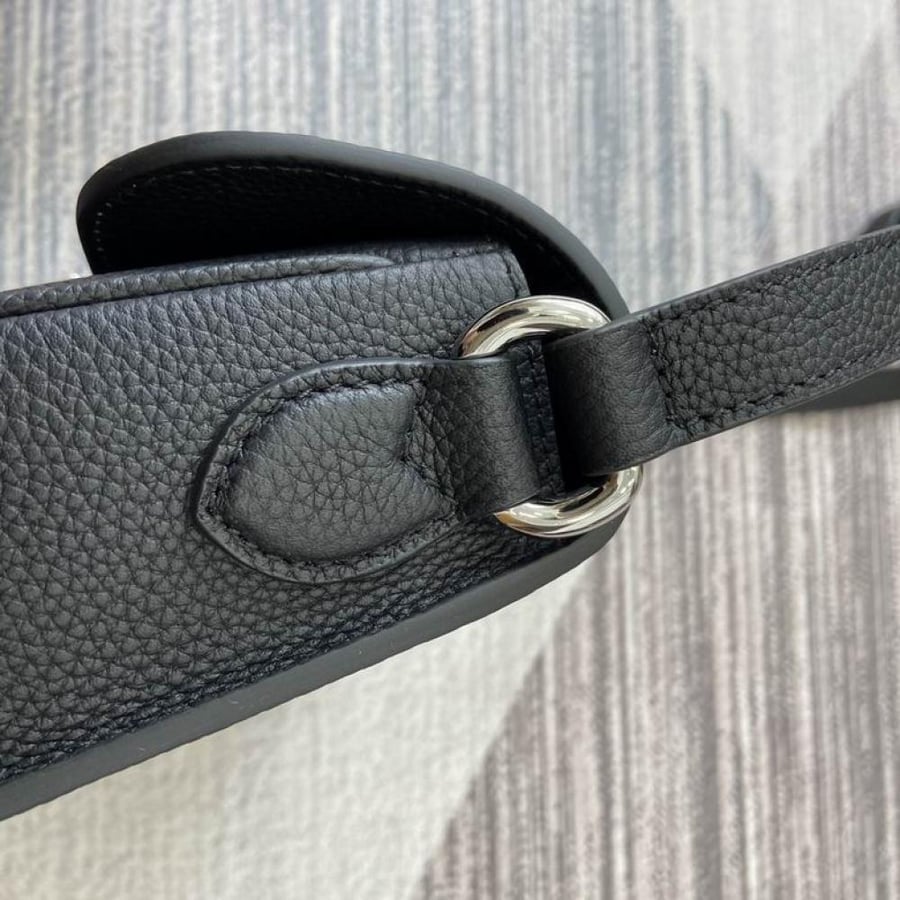 شنطة جي جي ميني كروس بودي Gucci Mini