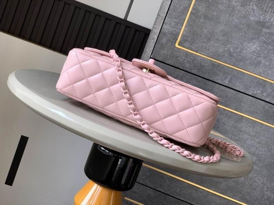 شنطة Chanel Mini Buckle