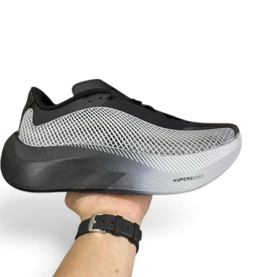 حذاء اديداس هايبربوست إيدج  Adidas Hyperboost Edg ابيض واسود للجنسين