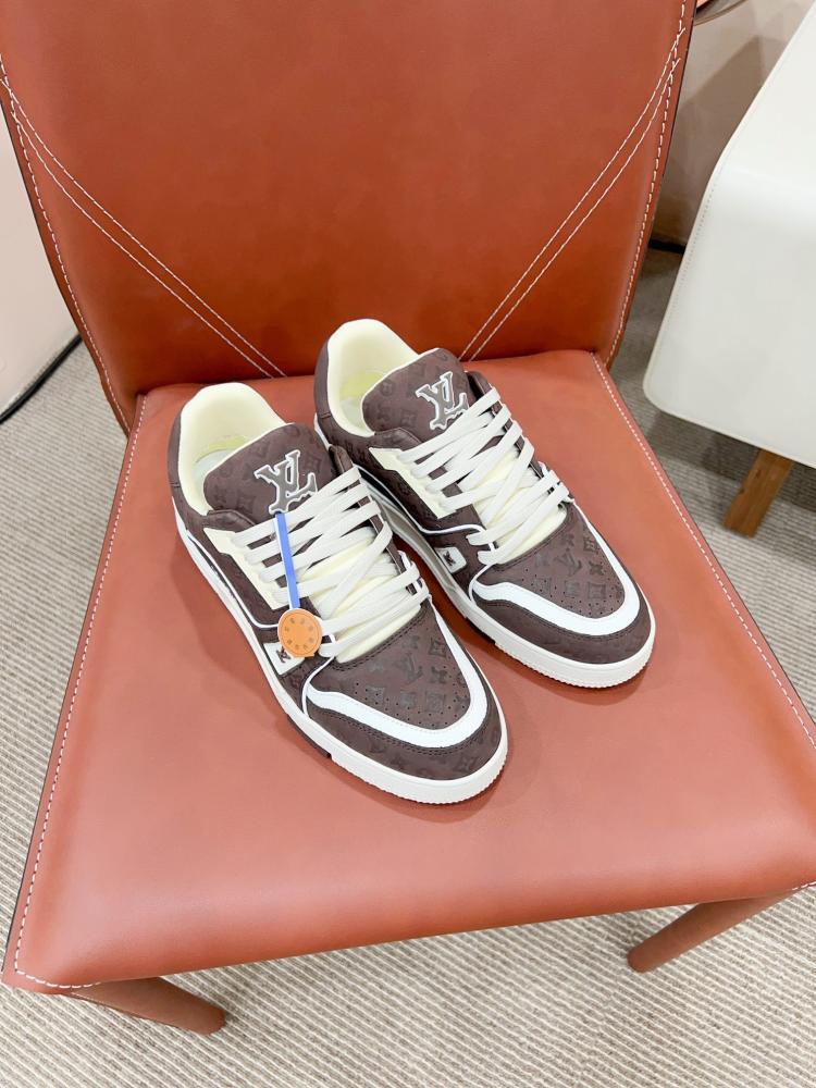 حذاء Louis Vuitton