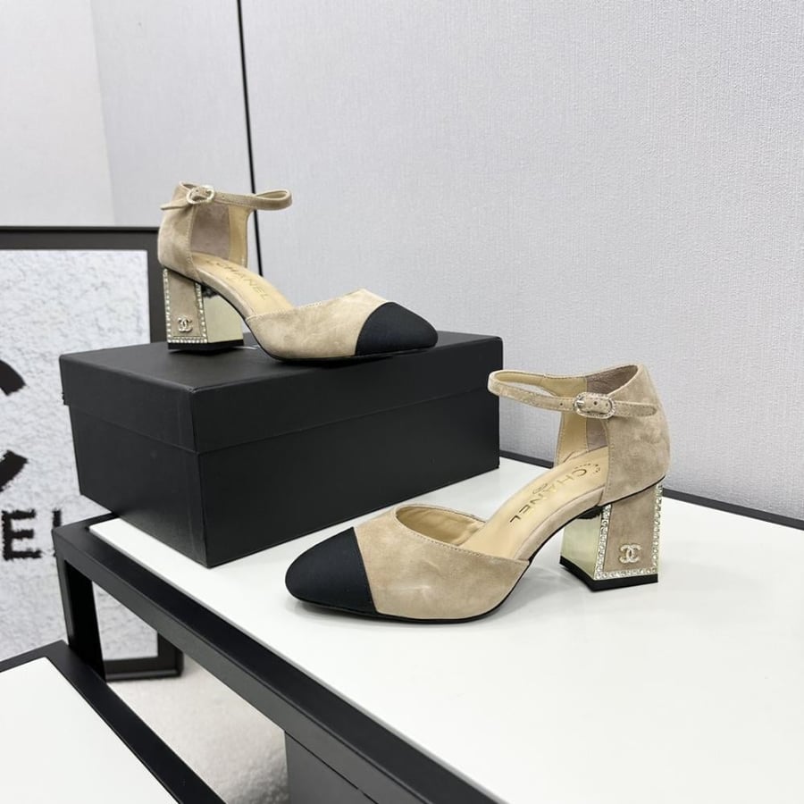 صندل كعب CHANEL شانيل