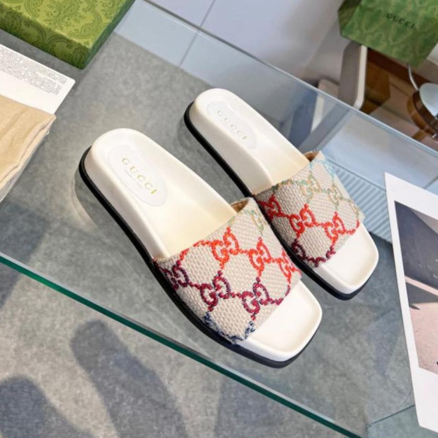 صندل نسائي جوتشي كلاس Gucci class A