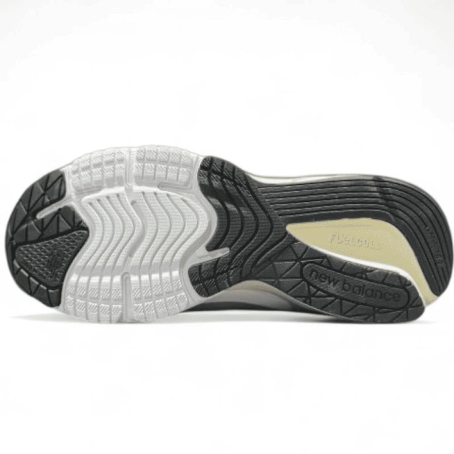 NEW BALANCE V6 990