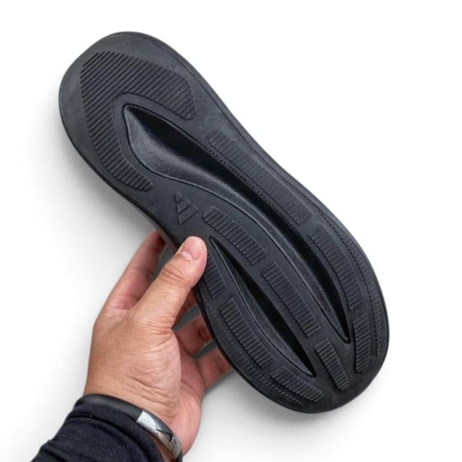 حذاء اديداس هايبربوست إيدج  Adidas Hyperboost Edg اسود للجنسين