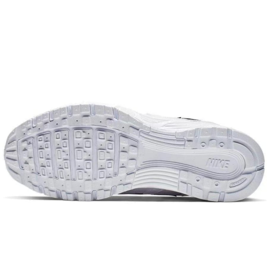 6000 Nike