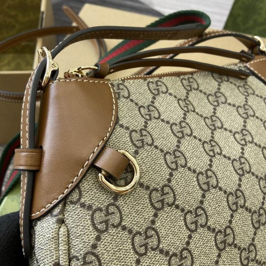 شنطة كتف جوتشي متوسطة Medium Shoulder Bag