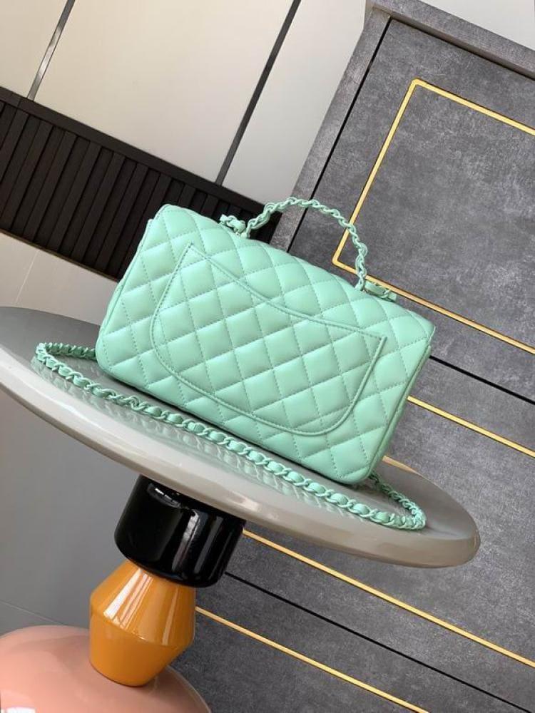 شنطة Chanel Mini Buckle