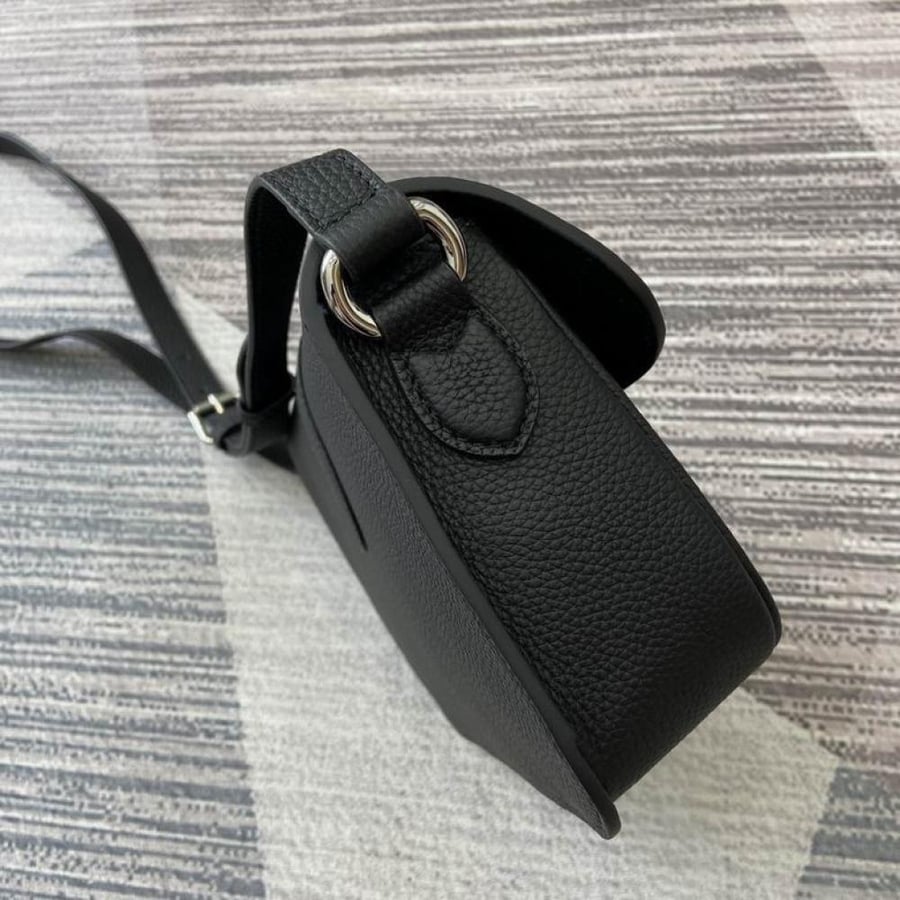شنطة جي جي ميني كروس بودي Gucci Mini