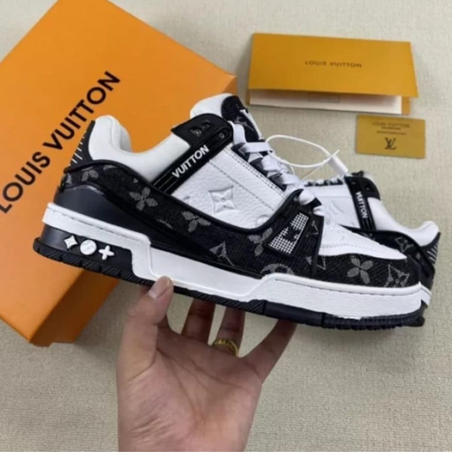 حذاء  Louis Vuitton