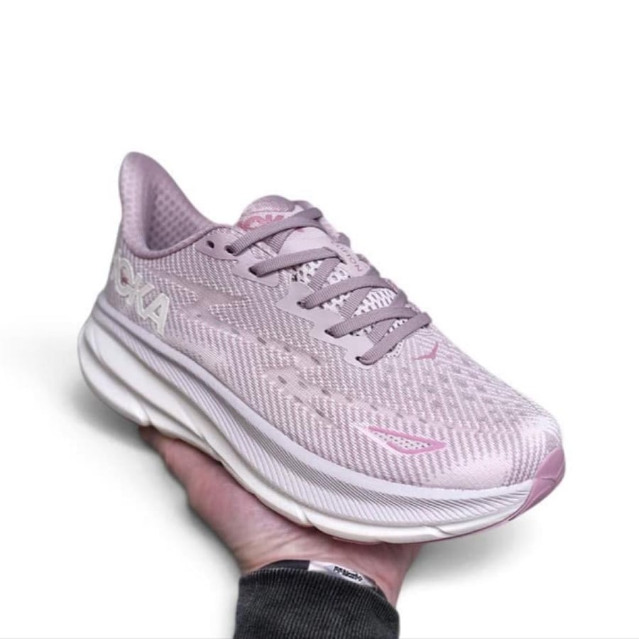 حذاء هوكا ون ون كليفتون 9 (HOKA ONE ONE Clifton 9) وردي فاتح نسائي