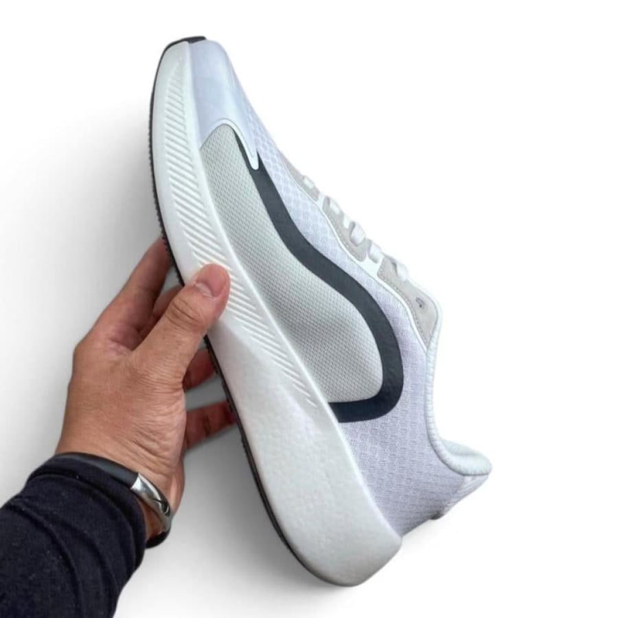 حذاء اديداس هايبربوست إيدج  Adidas Hyperboost Edg ابيض للجنسين