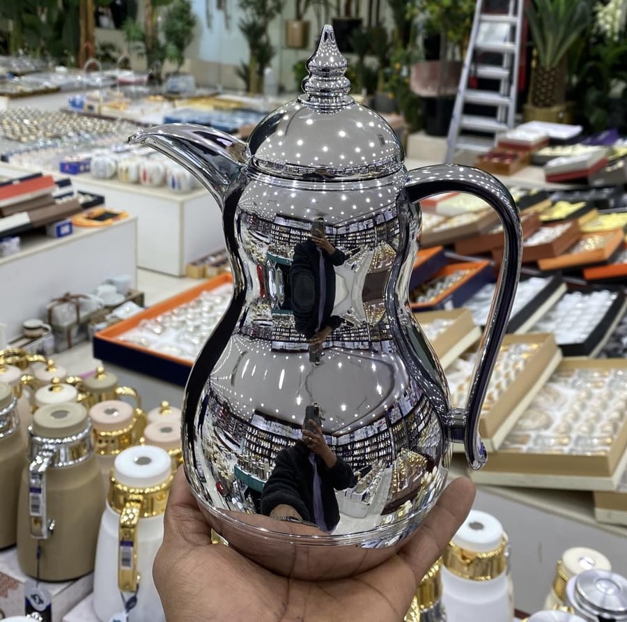 دلة قهوة فاخرة