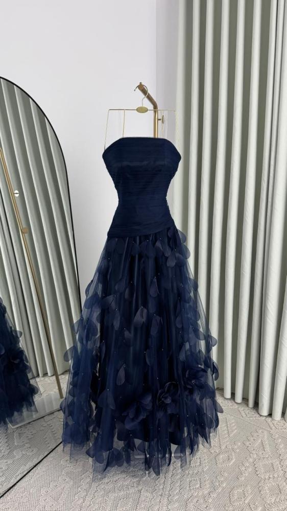 Luxury party dress in dark navy blue