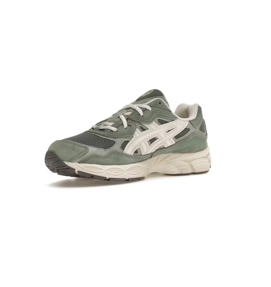 ماستر طبق الأصل ASICS