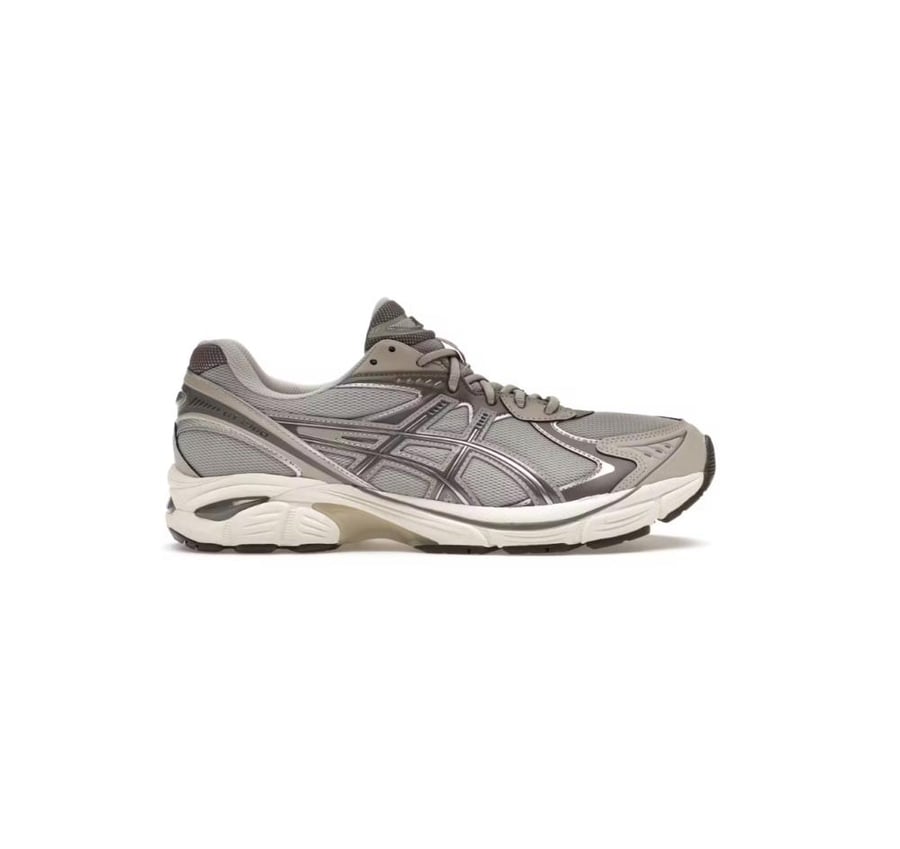 ماستر طبق الأصل ASICS
