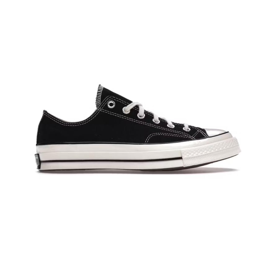 ماستر طبق الأصل Converse