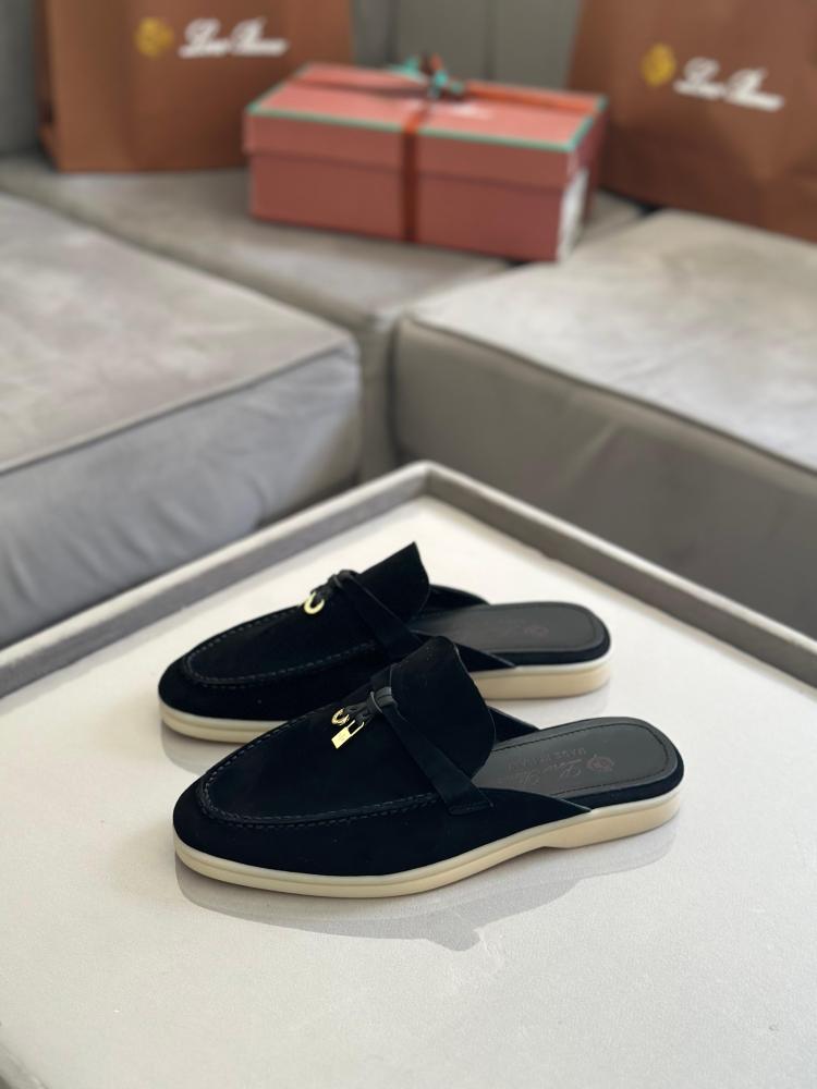 ماستر طبق الأصل Loropiana Slipper