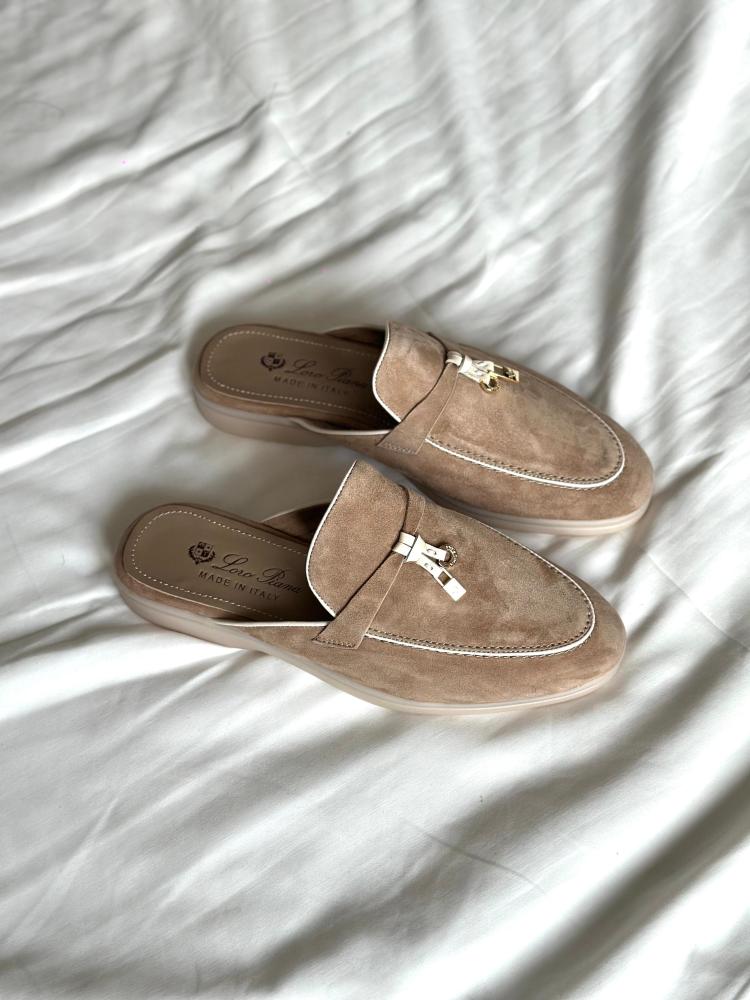 ماستر طبق الأصل Loropiana Slipper