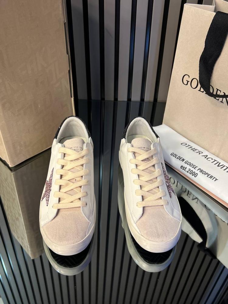 GGDB Sneakers