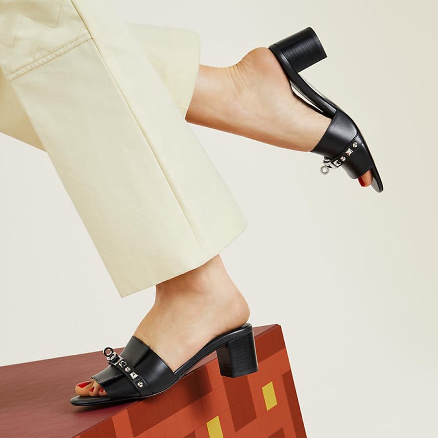 Hermès Gigi 50 Sandal Black Studs — صندل هيرمس