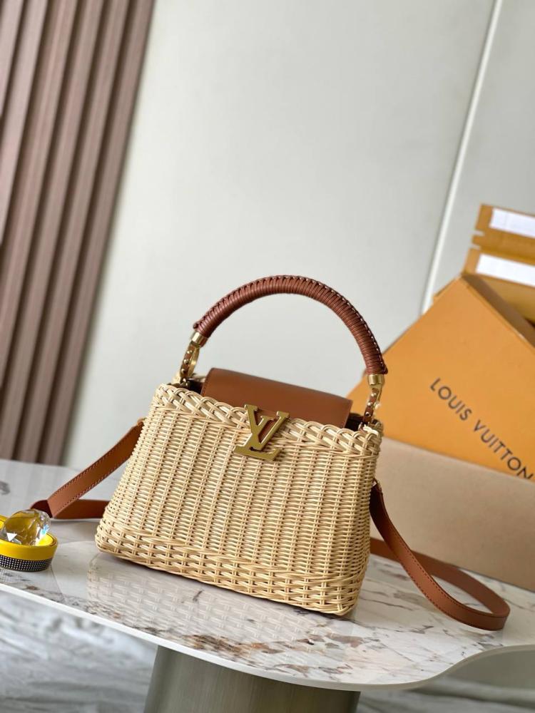Louis Vuitton Capucines Wicker — شنطة لويس فويتون