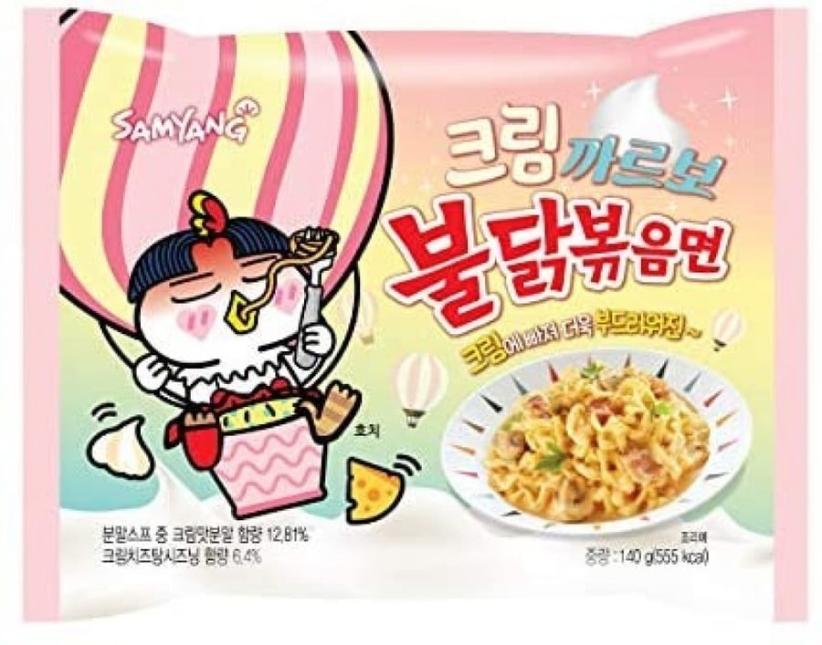 Ramyeon carbonara pasta with cheese and cream