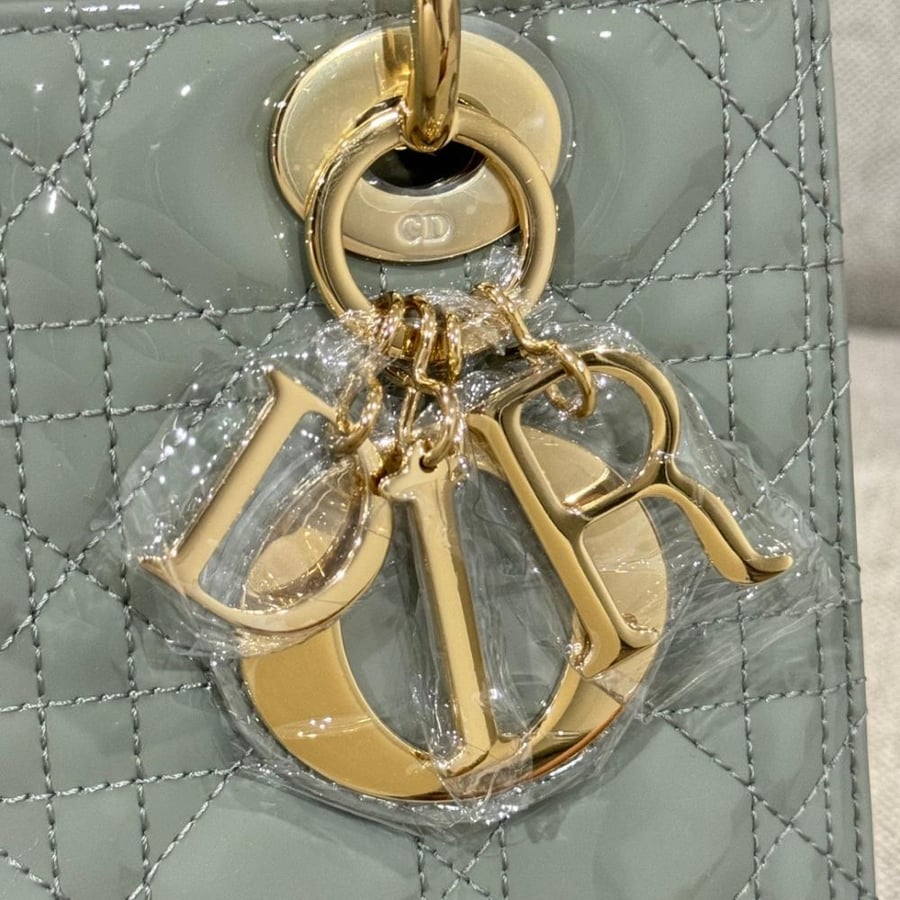 Lady Dior 24