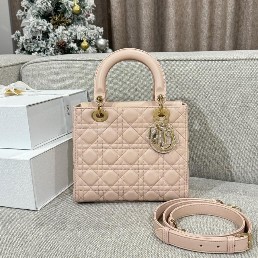 Lady Dior 24