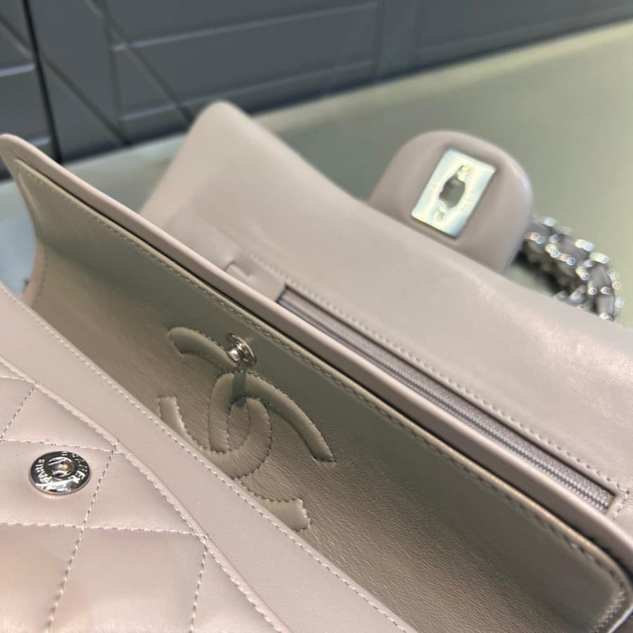 Size：14.5x23x6cm