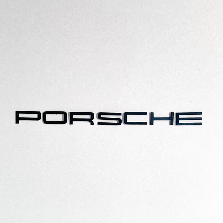 حروف كلمة porsche