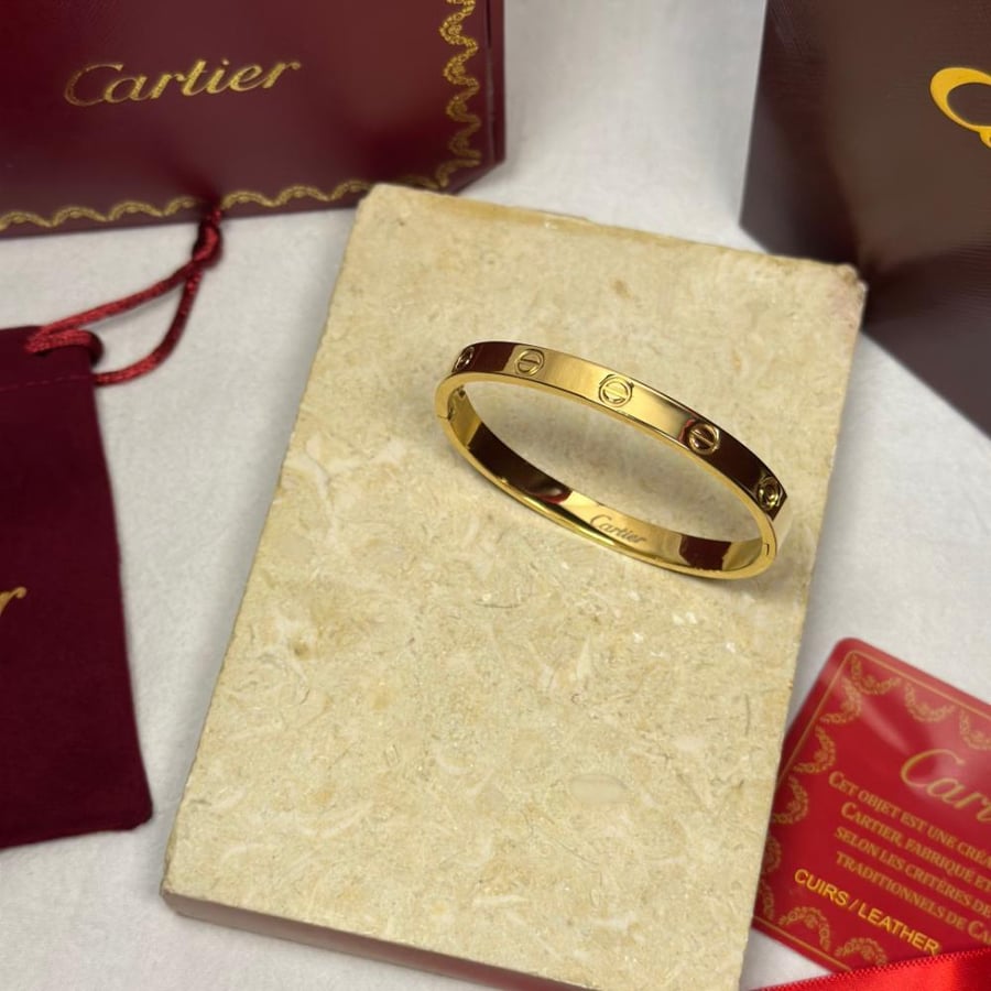 Gold C bracelet
