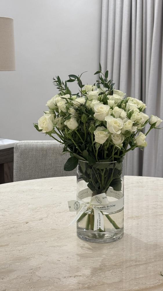 فازة بيبي جوري أبيض زجاجية – ضياء الخزامى