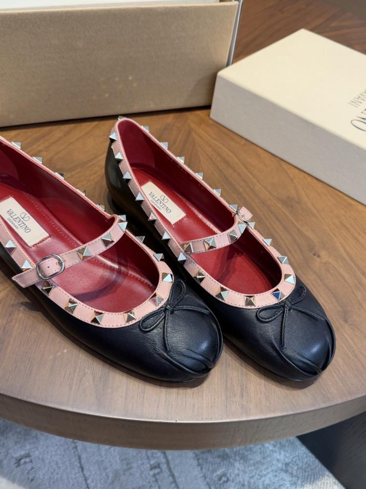 Mary-Jane Rockstud Nappa Ballerina
