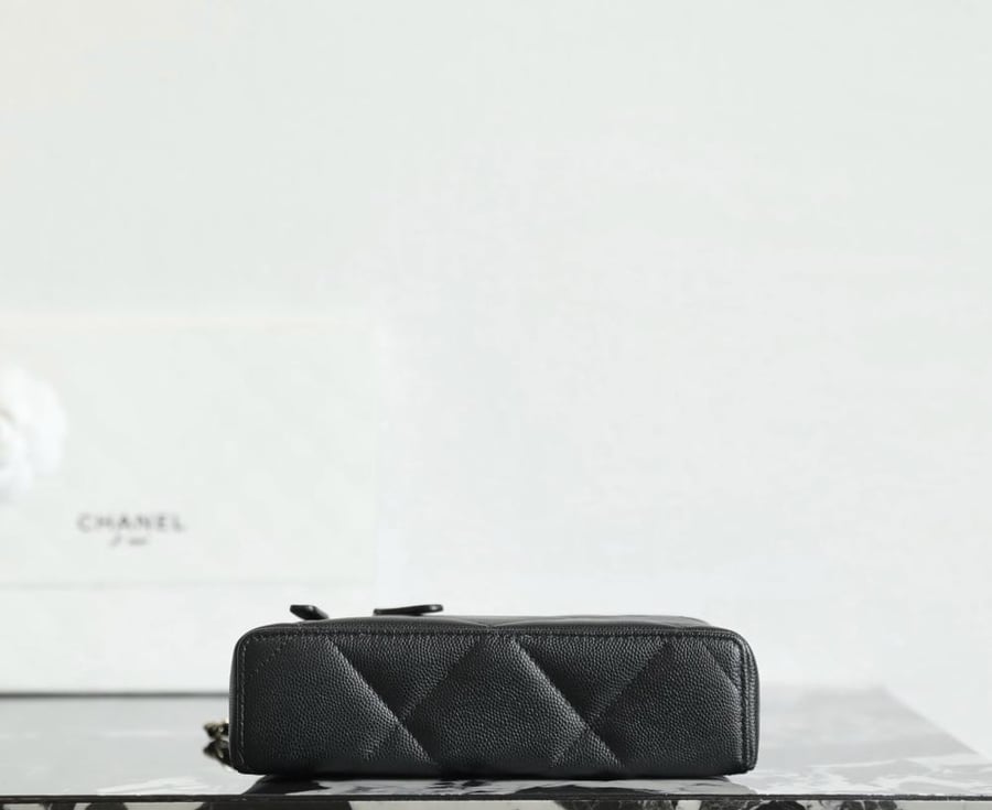 Chanel Vanity with Chain caviar leather