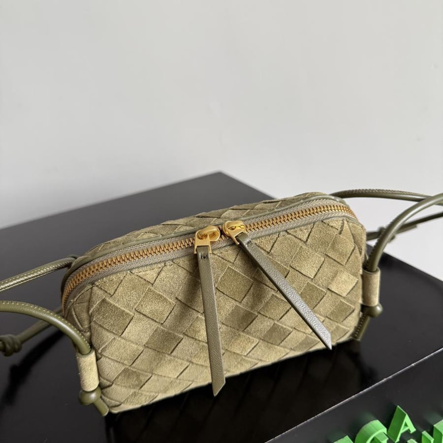 Concert Pouch in Intrecciato Leather