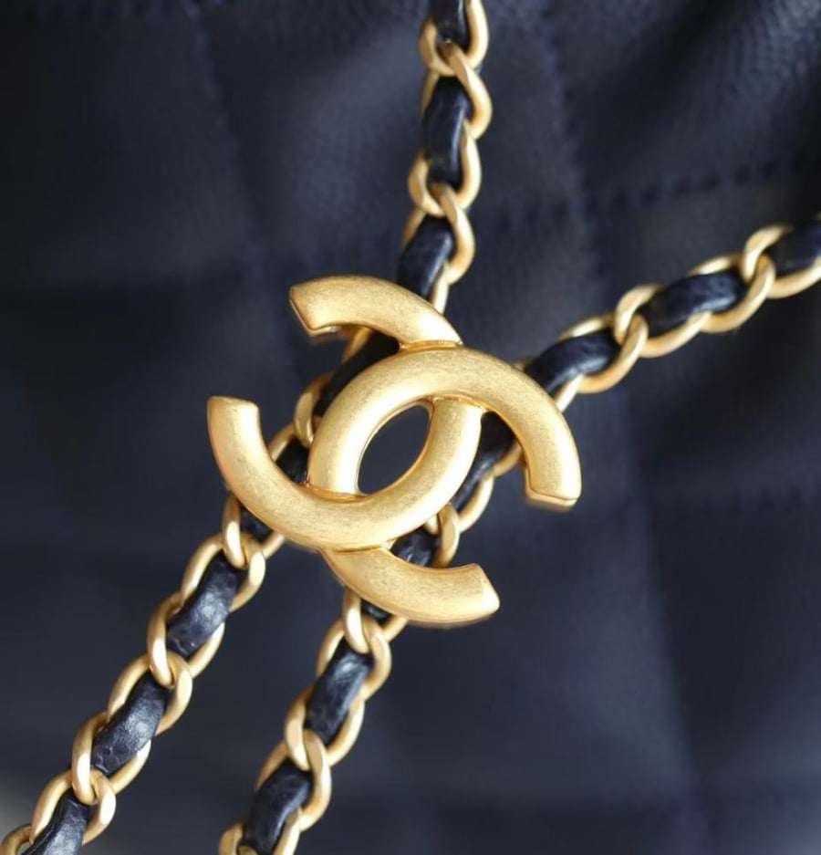 CHANEL 25 SMALL HANDBAG