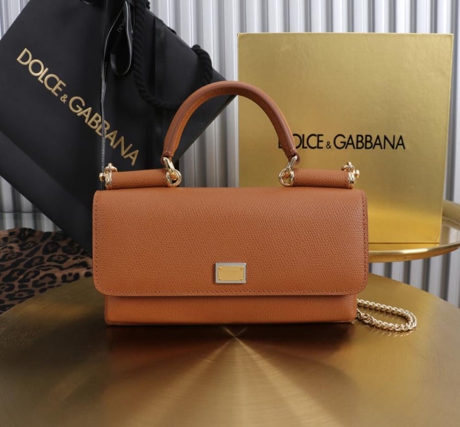 D&G mini wallet on chain