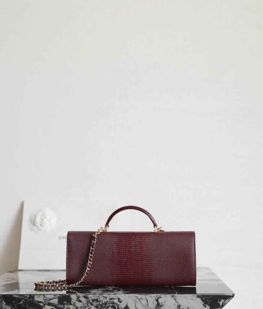 Clutch with chain