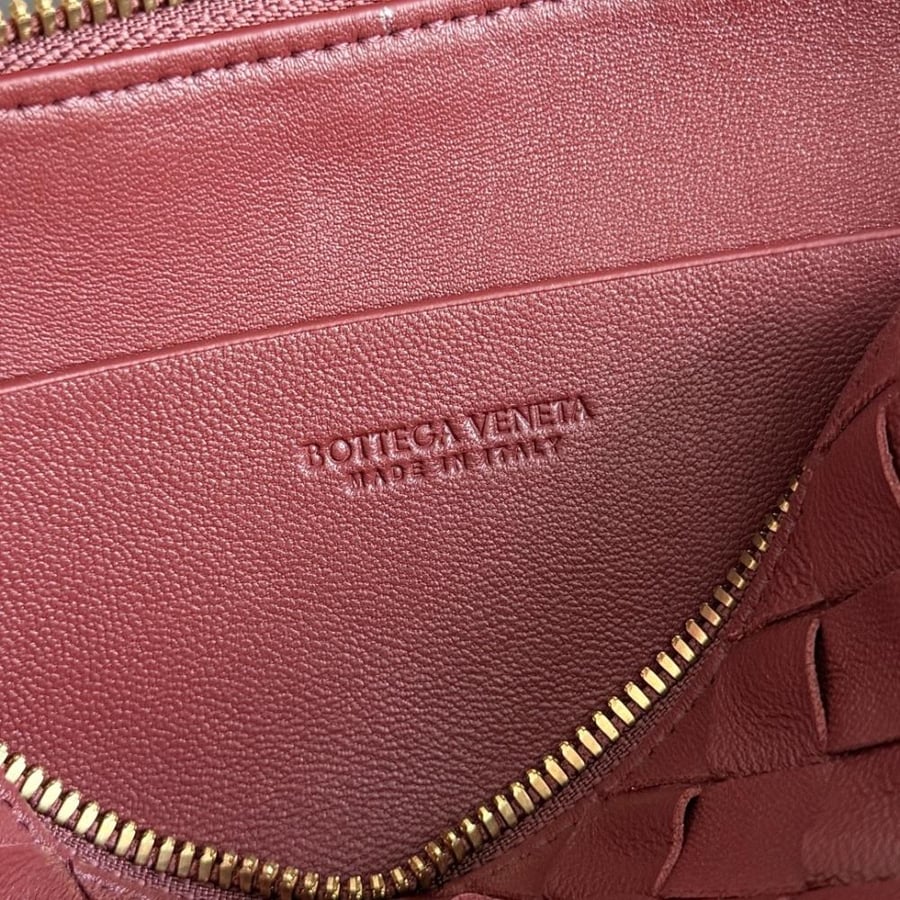 Concert Pouch in Intrecciato Leather