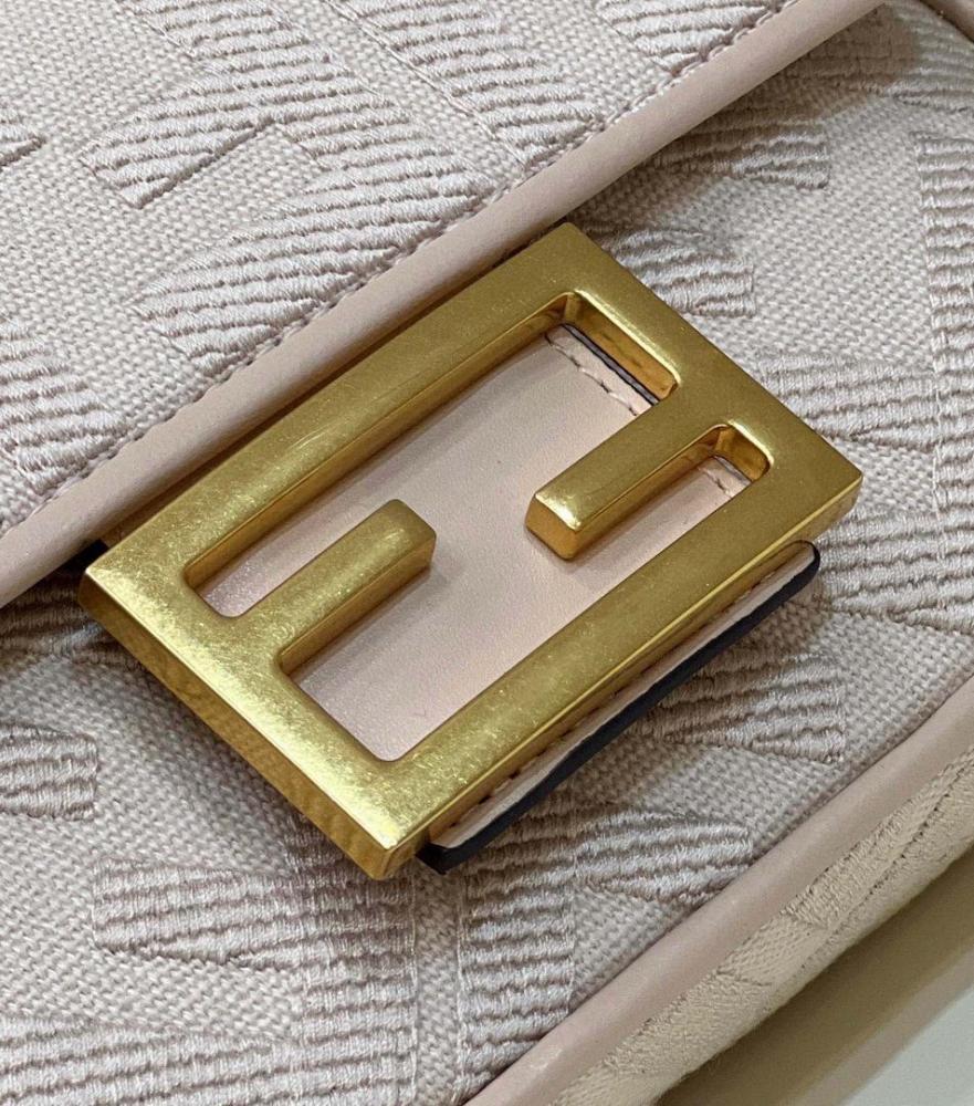 Fendi Baguette Mini