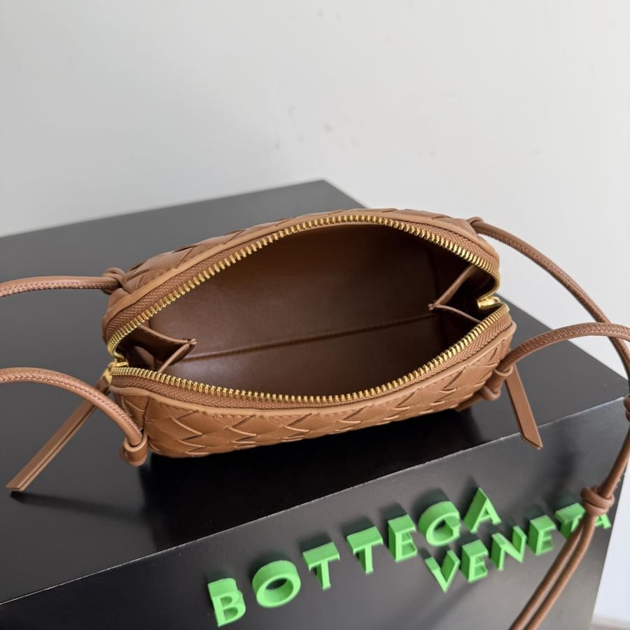 Concert Pouch in Intrecciato Leather