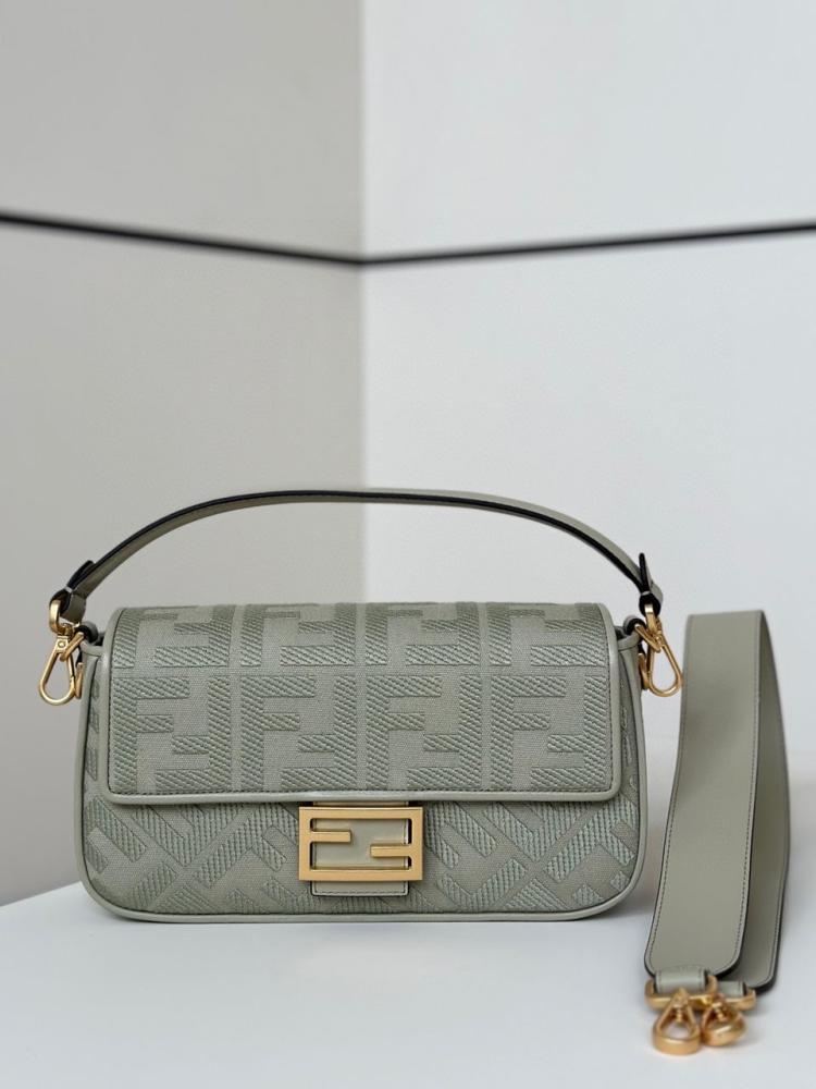 Fendi Baguette FF
