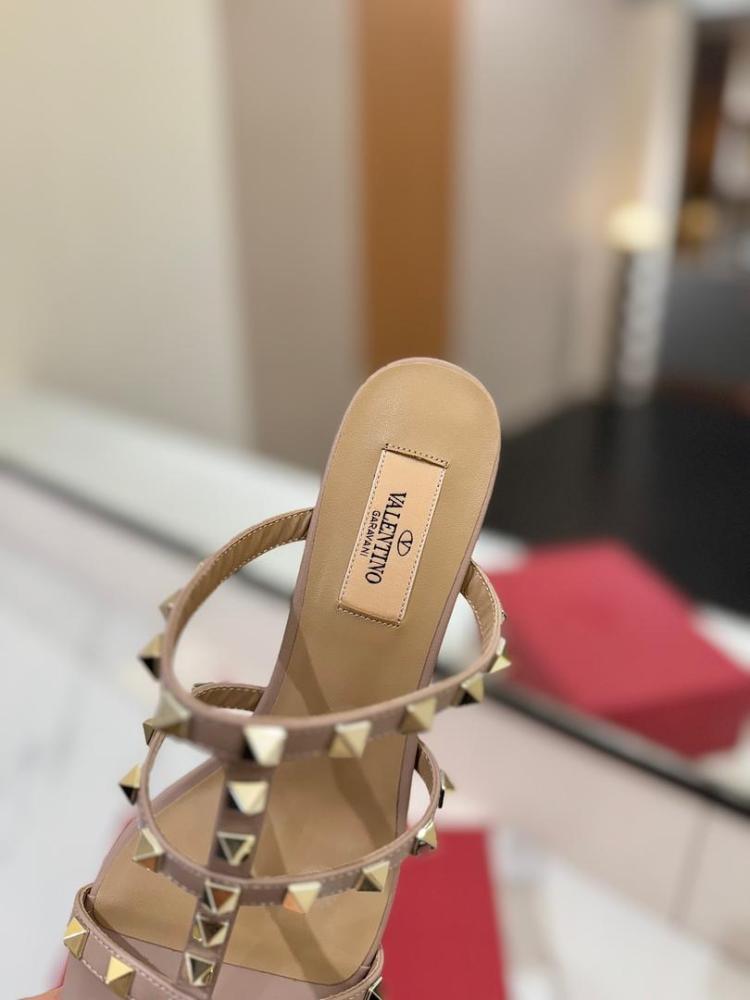 ROCKSTUD CALFSKIN LEATHER SLIDE SANDAL 60 MM Valentino