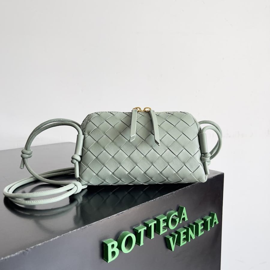Concert Pouch in Intrecciato Leather