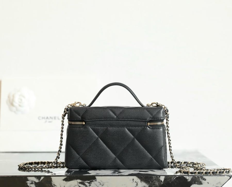 Chanel Vanity with Chain caviar leather