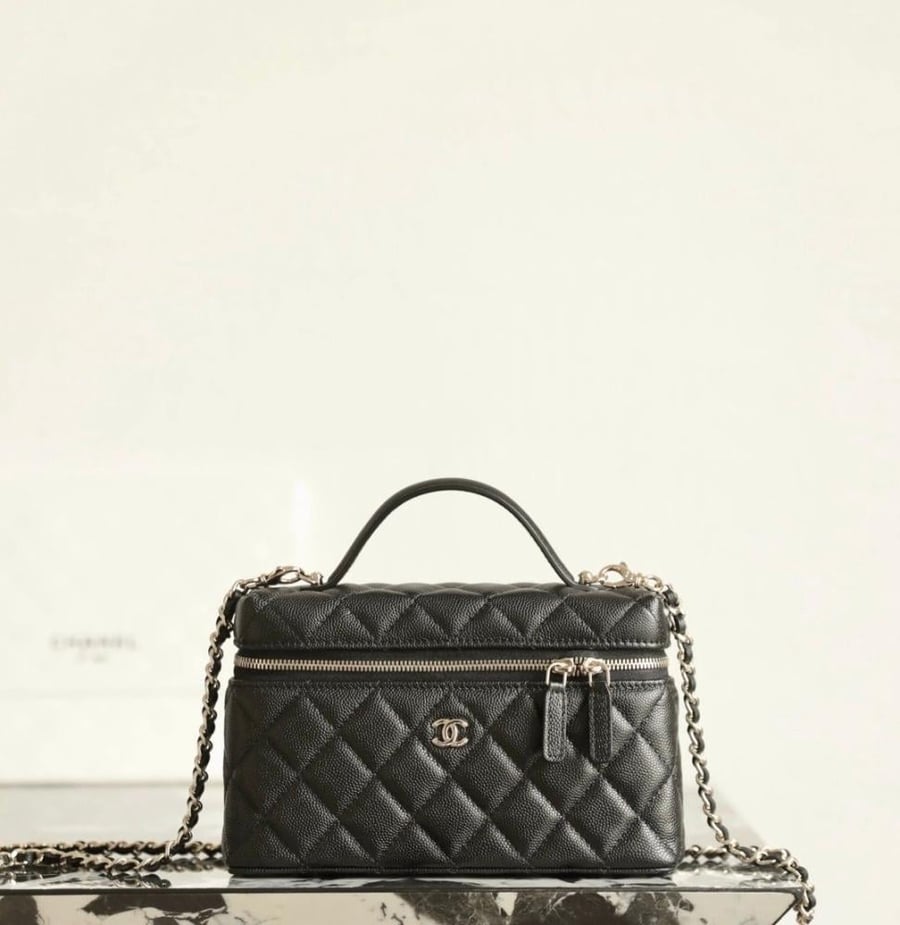Chanel Vanity with Chain caviar leather