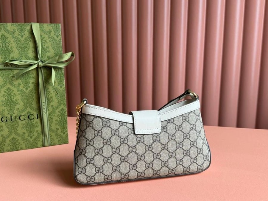 GG Supreme Lock Canvas Small Shoulder Bag
