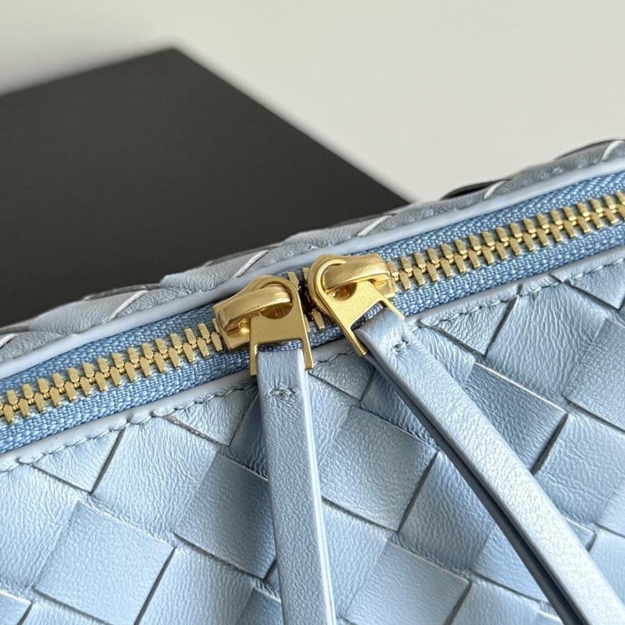 Concert Pouch in Intrecciato Leather