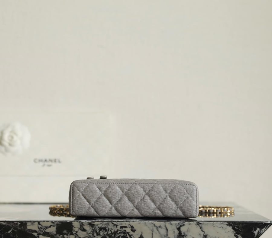 Chanel Vanity With Chain